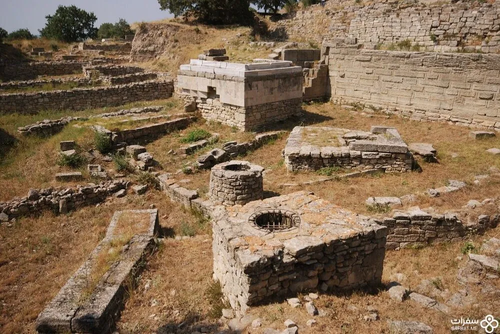 أطلال مدينة طروادة .jpg