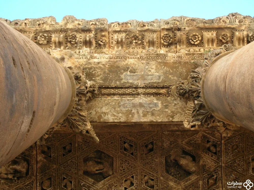 أعمدة معبد جوبيتر .jpg
