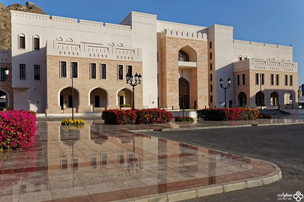 المتحف الوطني بمسقط.jpg