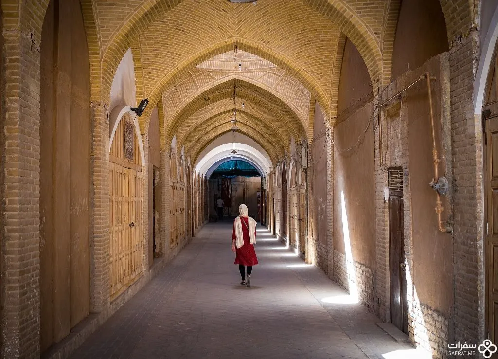الهندسة المعمارية الجميلة لحي الزرادشتائيين في يزد.jpg الهندسة المعمارية الجميلة لحي الزرادشتائيين في يزد.jpg