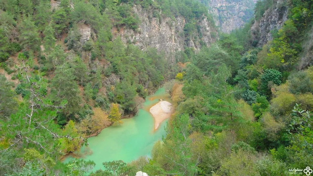 بحیرة شوّان في لبنان 1 1.jpg