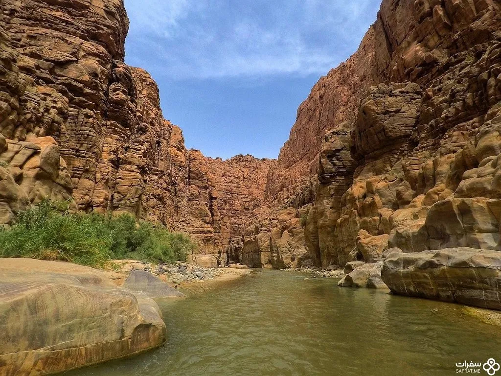 جمال الطبیعة في وادي الموجب.jpg