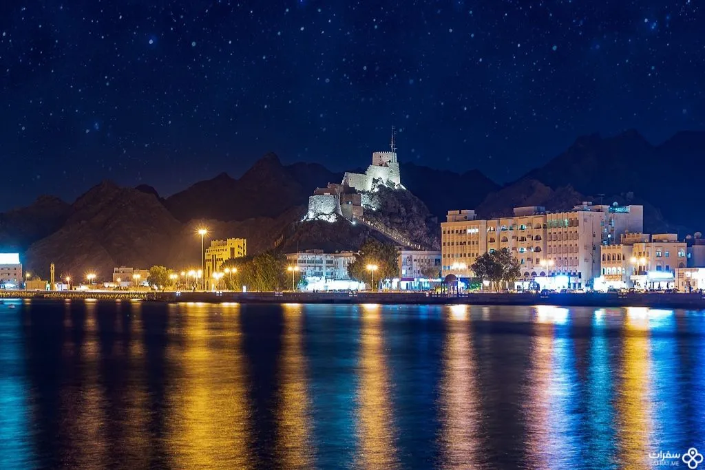 جمال الطقس الطبیعي والخلّاب عند المساء في شاطئ مطرح.jpg جمال الطقس الطبیعي والخلّاب عند المساء في شاطئ مطرح.jpg