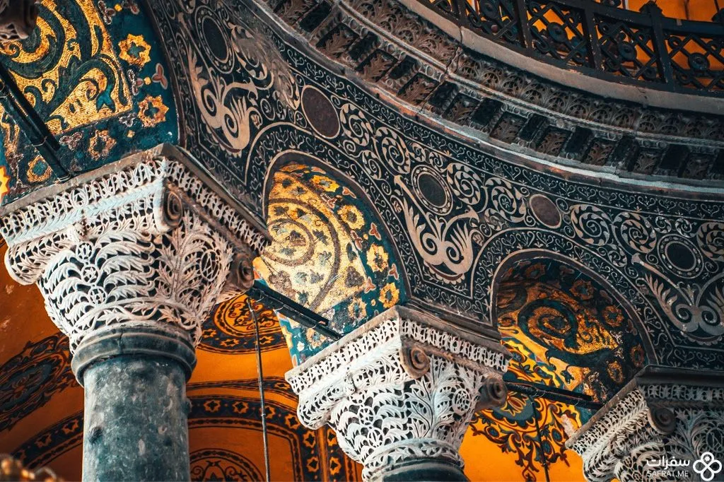 جمال هندسة مسجد آیا صوفیا .jpg