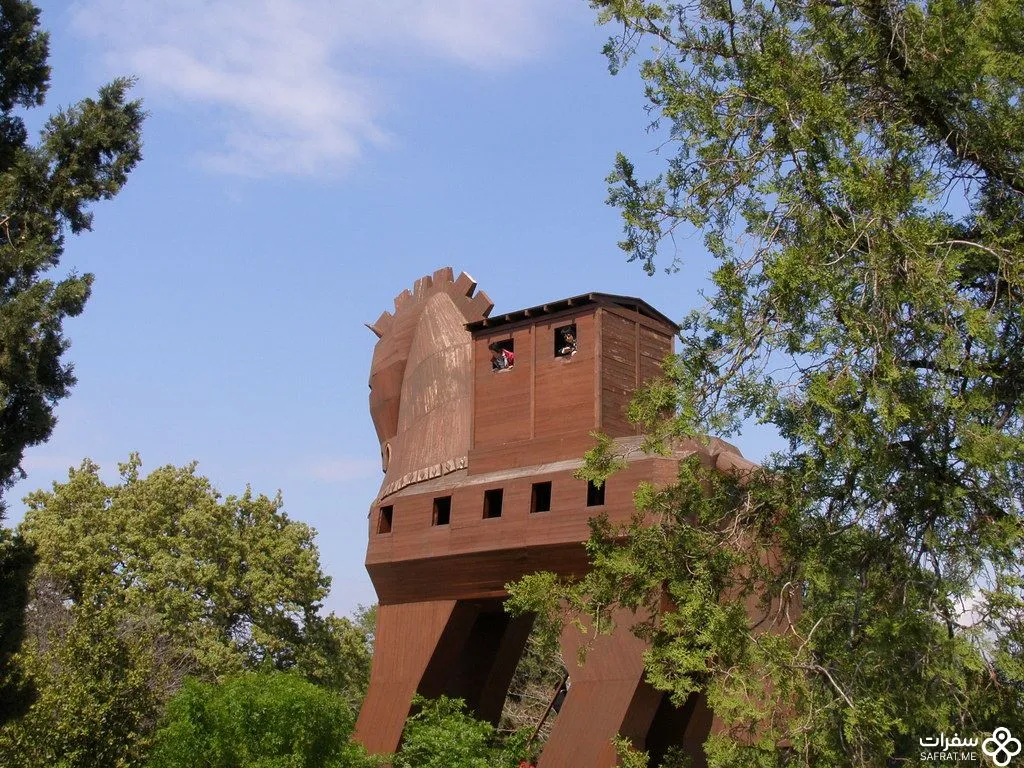 حصان طروادة .jpg