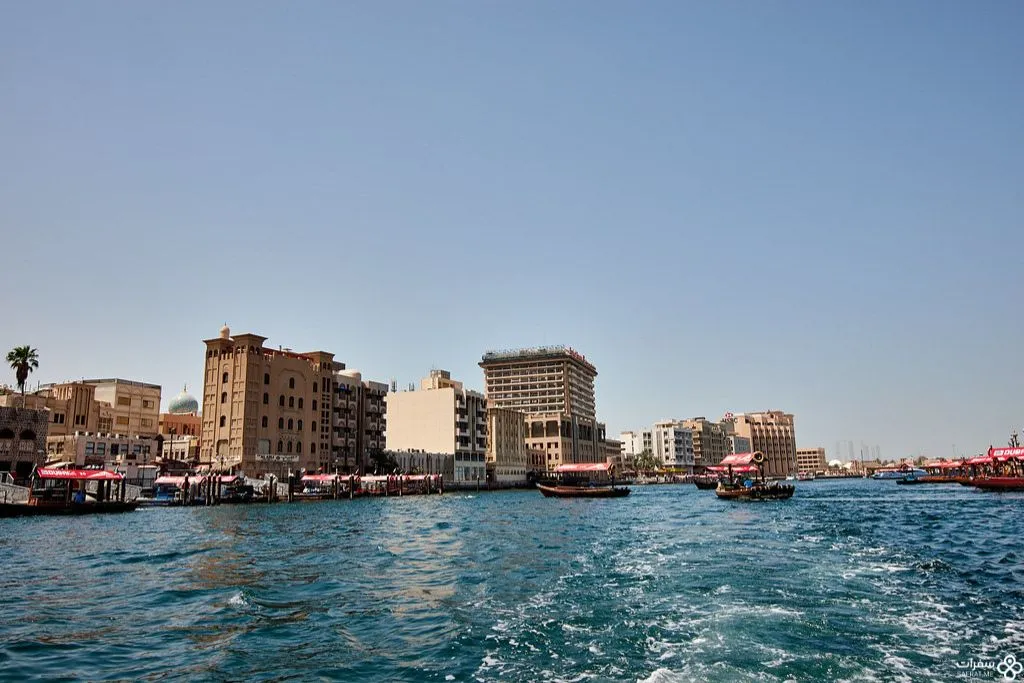 خور دبي ومناظره الجمیلة.jpg