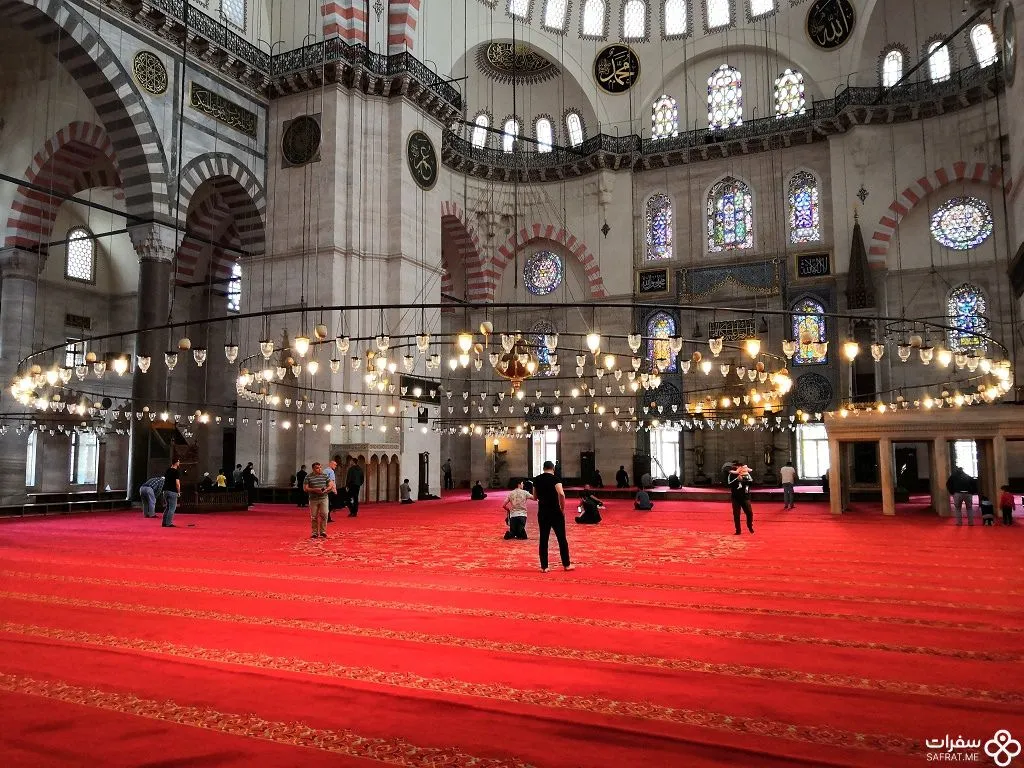 داخل مسجد السلیمانیّة 1 1.jpg داخل مسجد السلیمانیّة 1 1.jpg