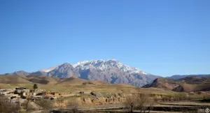 سلسلة جبال دنا في إیران 1 1