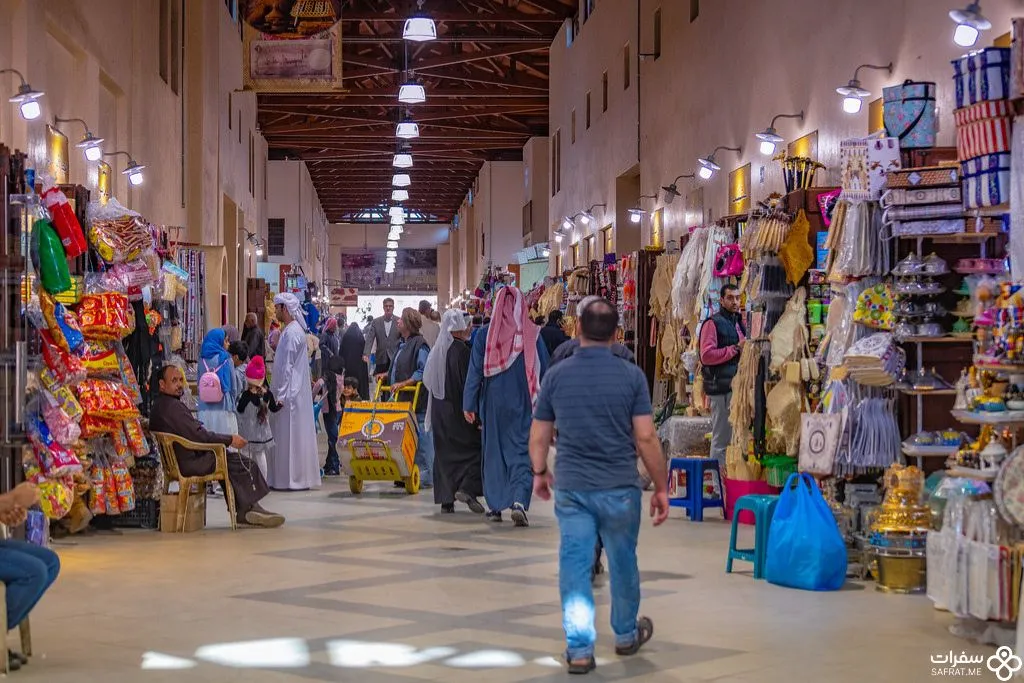 سوق المبارکیّة في الکویت.jpg
