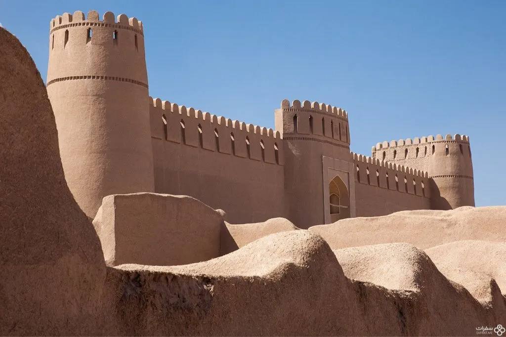 قلعة بم التاریخیة.jpg