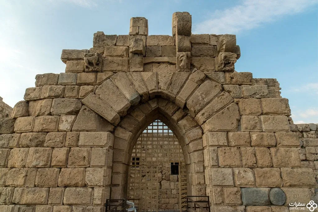 مدخل قلعة صیدا .jpg
