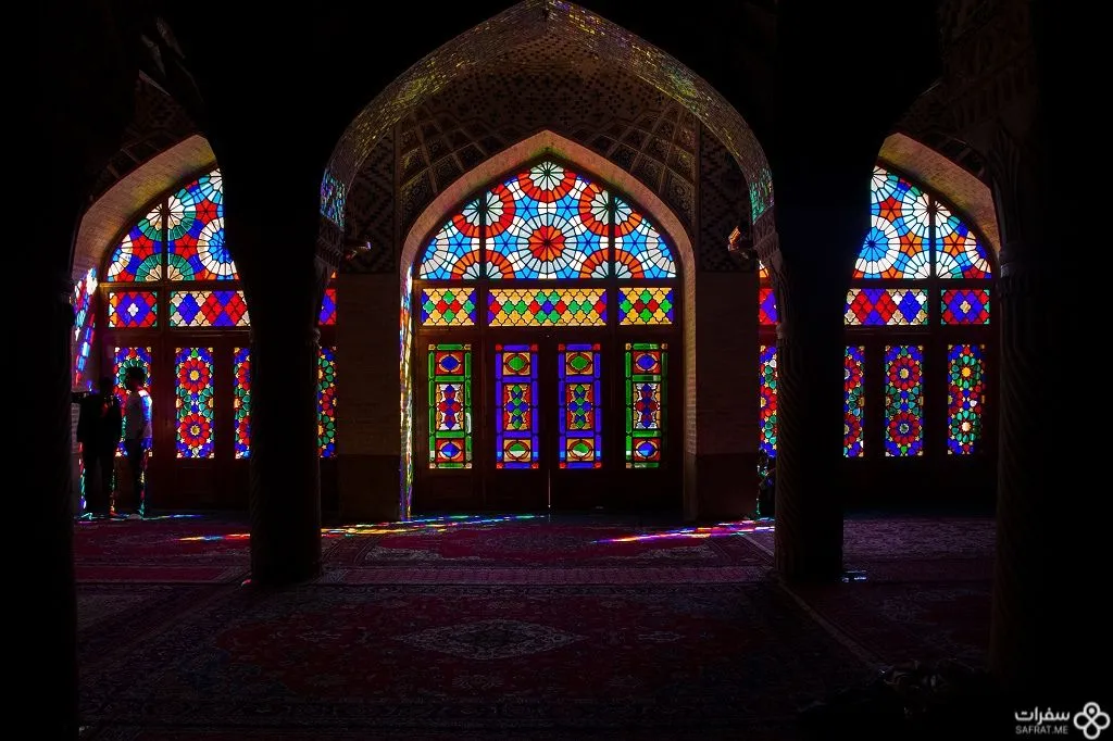 مسجد نصير الملك في شيراز 1 1.jpg