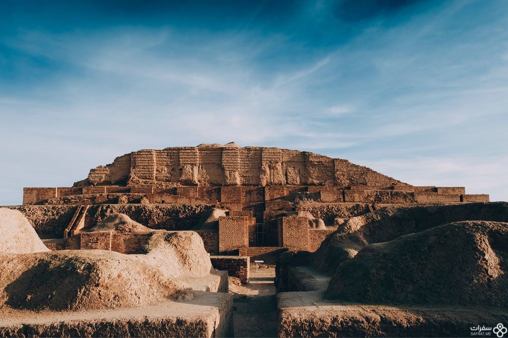 معبد جغازنبیل من جهة أخری