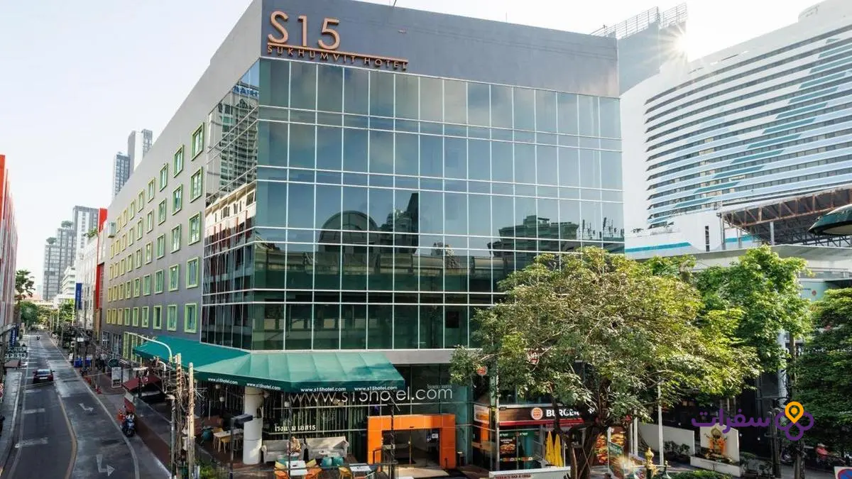 best hotels bangkok arab street 2 واجهة فندق في شارع سوكومفيت سوي 3 نانا بانكوك